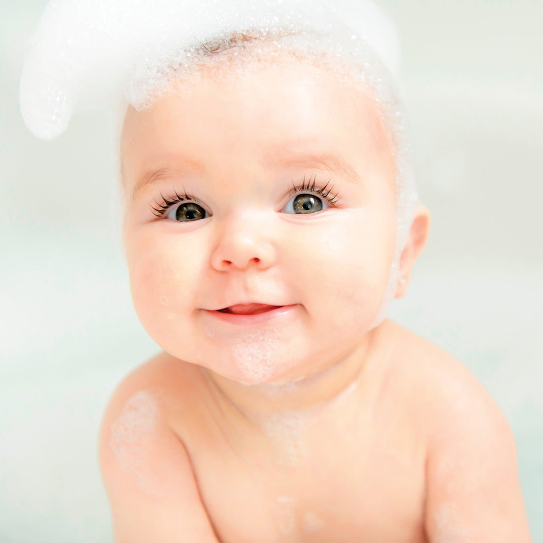 Tender Moments Nube Cleansing Foam