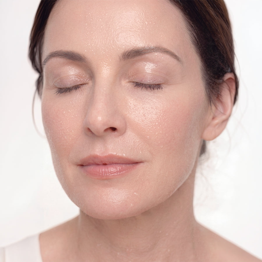 JAFRA BioLab Instant Cooling Mist with Meno Balance Complex