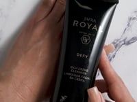 JAFRA ROYAL Defy Rich Crème Cleanser
