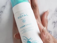 JAFRA ROYAL Clear Smart Clarifying Cleansing Foam